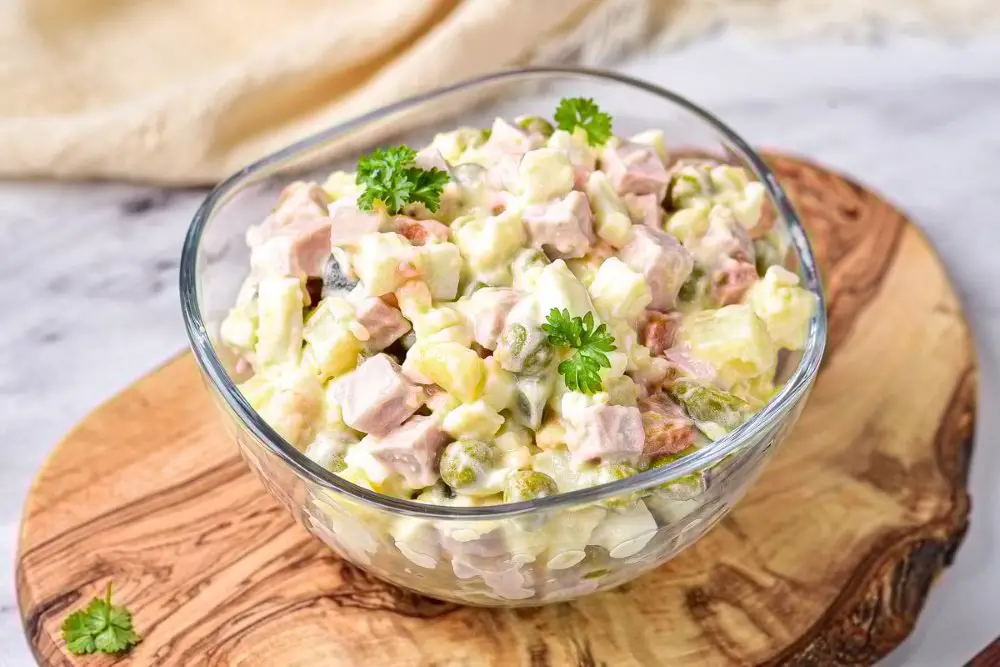 La ensalada Olivier favorita de todos (15764) | Povkusu.com