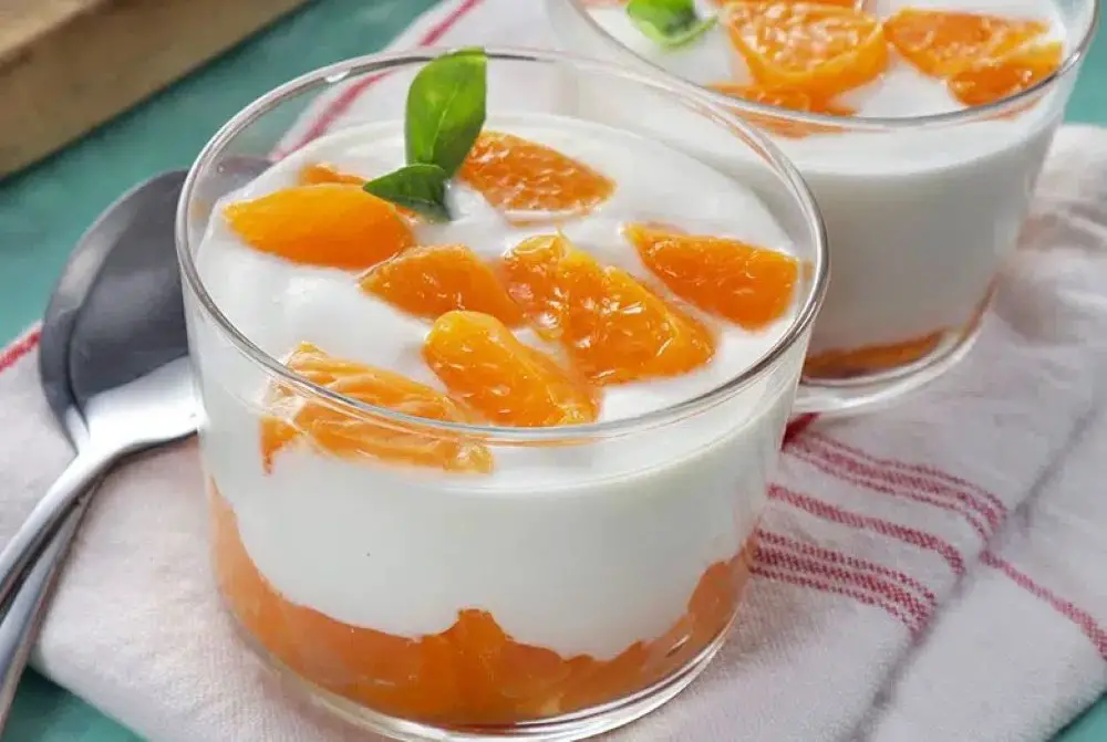 Postre de cuajada y yogur en tan solo unos minutos (16214) | Povkusu.com