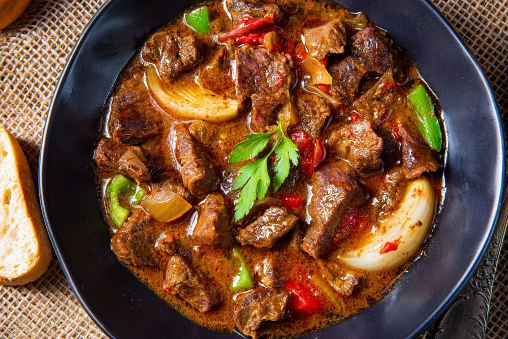 Tender beef with vegetables in a slow cooker (16808) | Povkusu.com