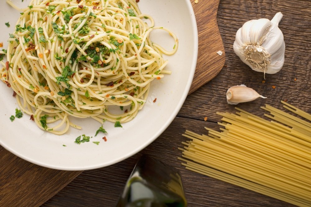 Real Italian spaghetti with garlic (16810) | Povkusu.com